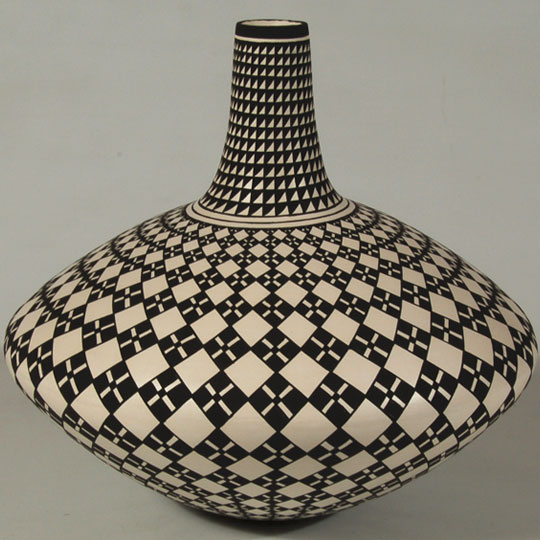 Robert Kasero Pottery - C3779E